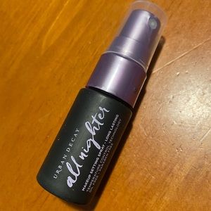 Urban Decay All Nighter Setting Spray